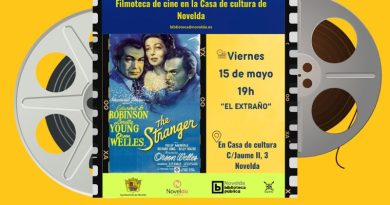 Filmoteca de cine en la Casa de cultura de Novelda